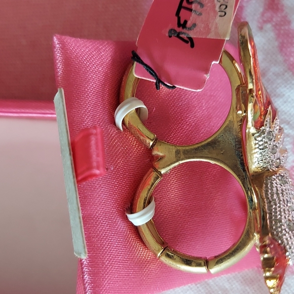 NWT Betsey Johnson VINTAGE FARMHOUSE ROOSTER STRETCH RING - Picture 5 of 7